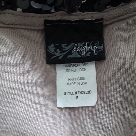 SMALL DAYTRIP SHAWL - Picture 4 of 4